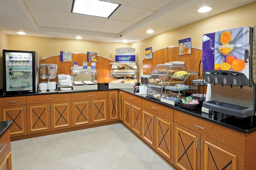 Express & - Eatontown By Ihg 2*