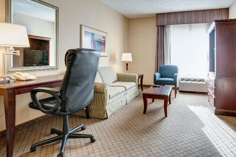 Express & - Eatontown By Ihg Hotel 2*