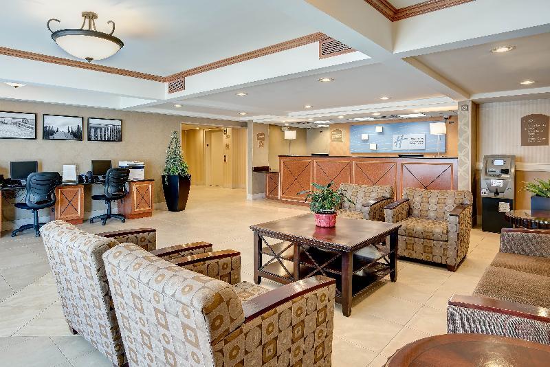Holiday Express & - Eatontown By Ihg Hotel West Long Branch
