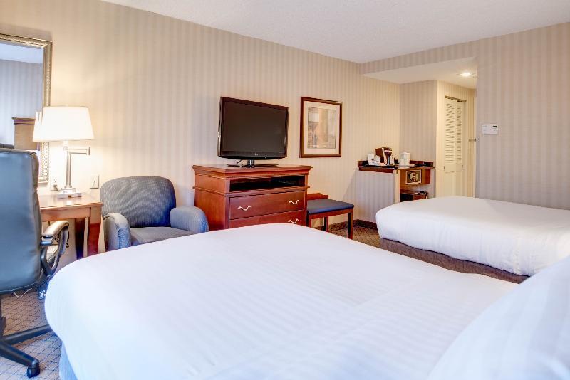 Express & - Eatontown By Ihg 2*